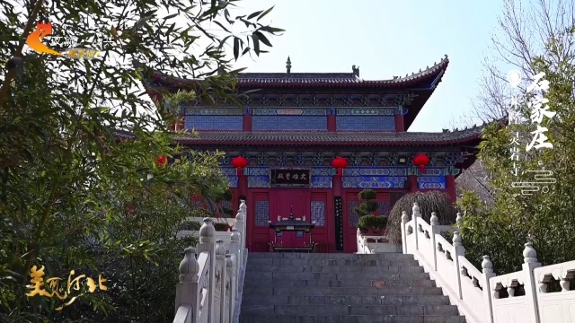 美丽河北见证官吴长新作品欣赏丨灵岩古寺依翠影，春日晴和一院风